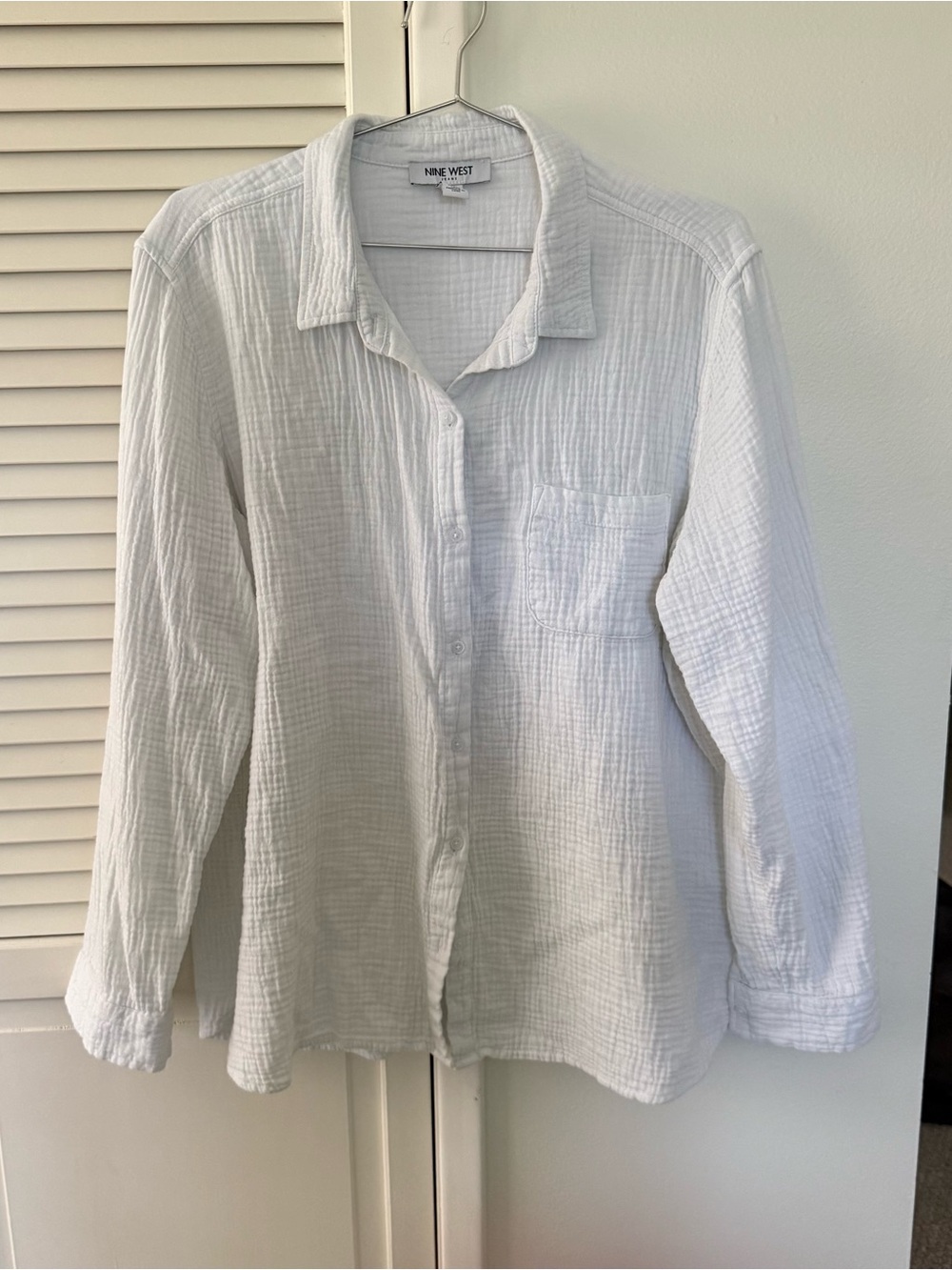 Nine West White Women’s Casual Gauze Button-Down Shirt